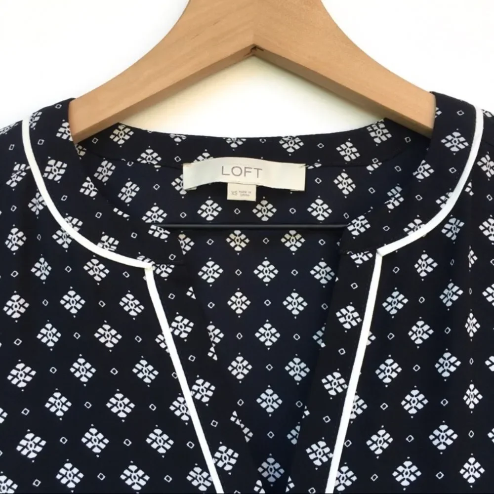 Loft By Ann Taylor Black & White Patterned Blouse - Picture 4 of 7